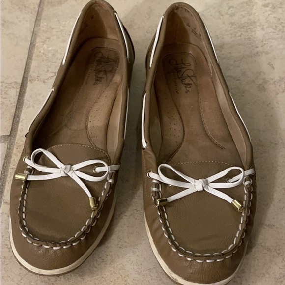 Women’s Boating shoes - Picture 1 of 3